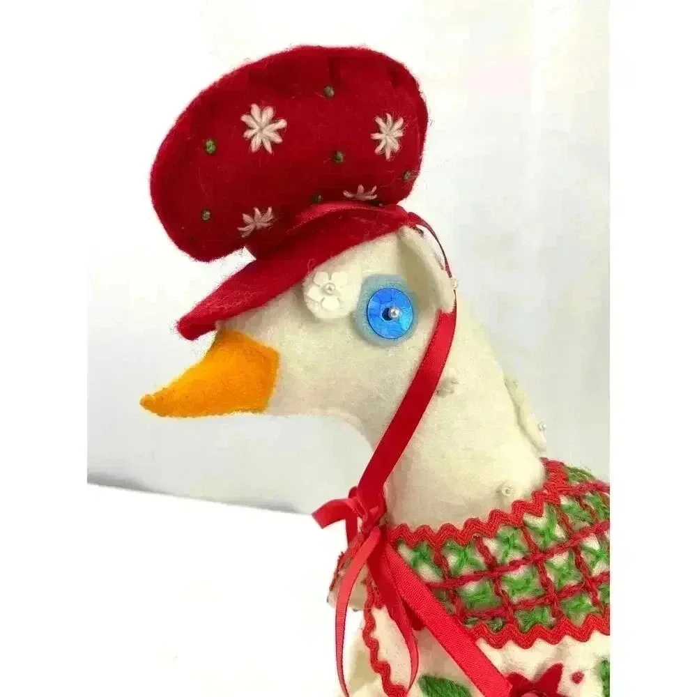 VTG Handmade Holiday Felt Duck‎ Christmas Sequined Beaded 11